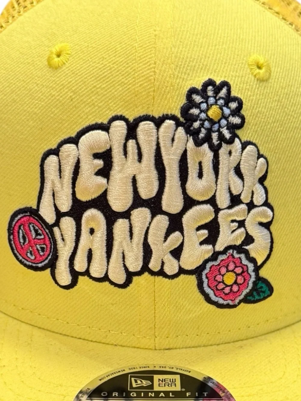 New Era New York Yankees 9FIFTY Snapback Hat Flower Power Yellow Pink Mesh OS